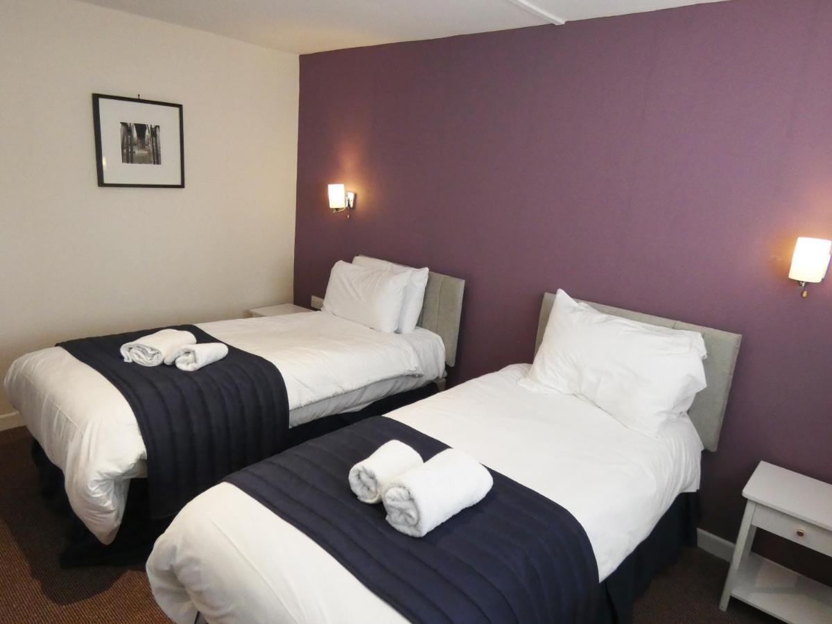 The Riverside Hotel Monmouth Buitenkant foto