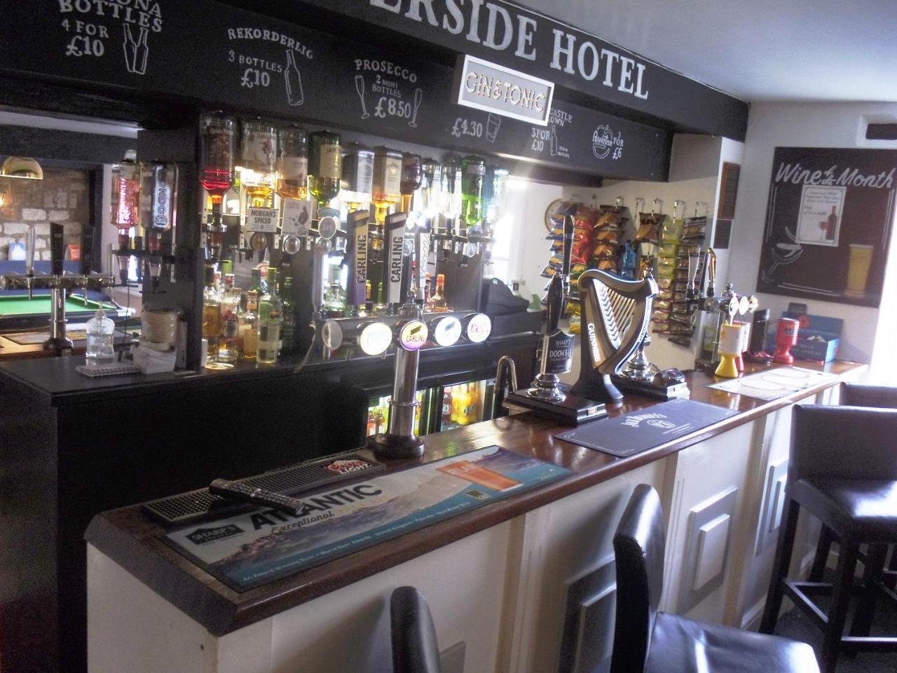 The Riverside Hotel Monmouth Buitenkant foto
